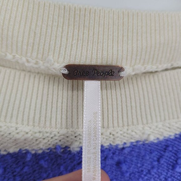 Free people womens small Found my friend Boucle Pullover blue white stripe knit - Picture 4 of 10